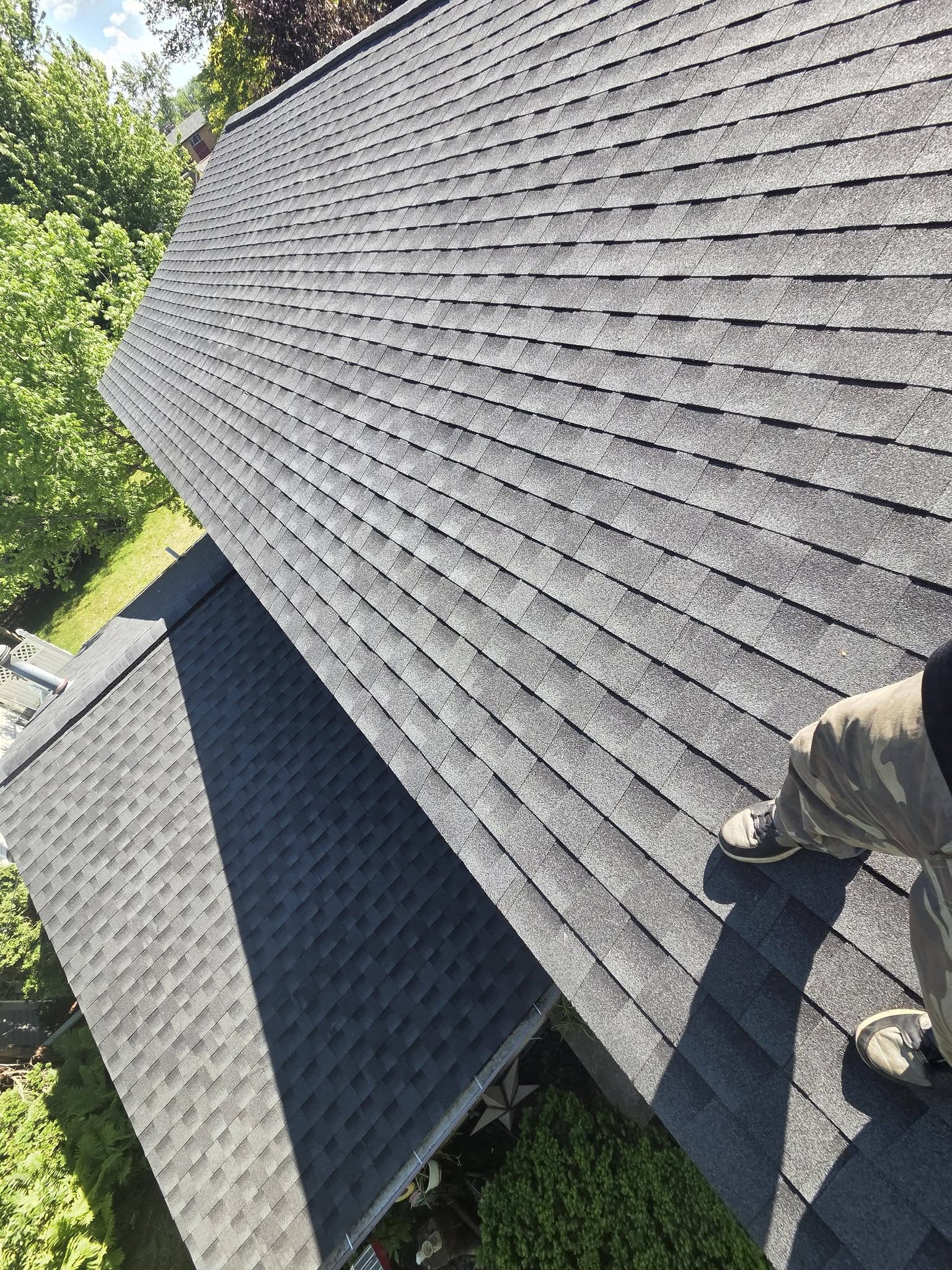 New charcoal architectural shingle roof installation by A-Z Roofing